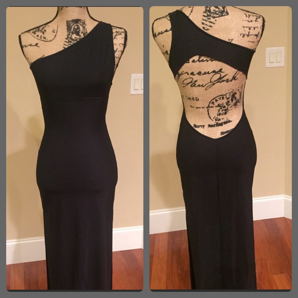Sexiest black dress ever!